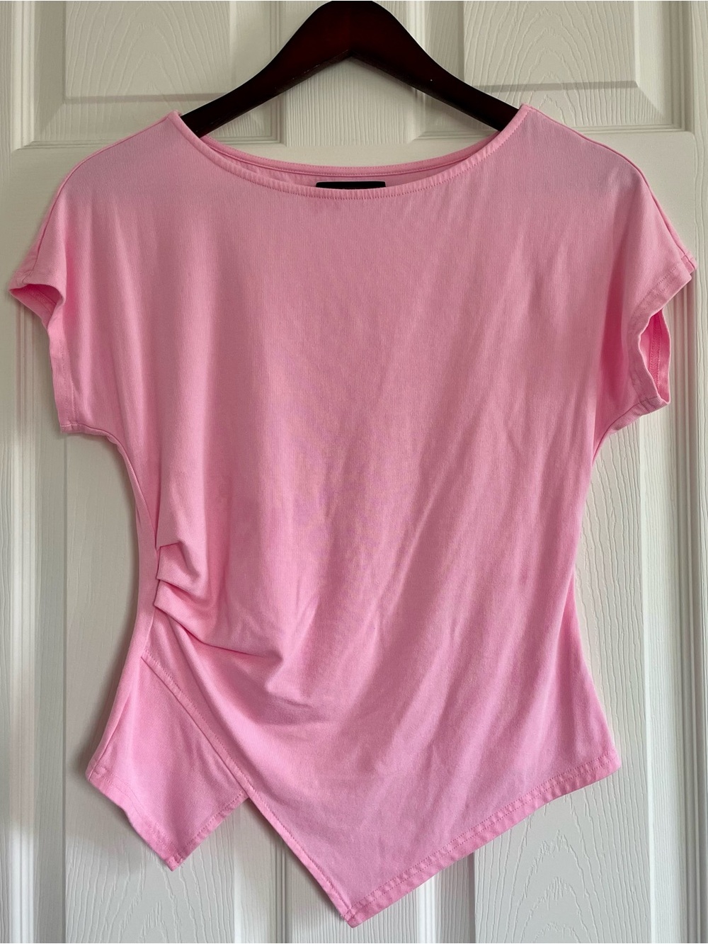 Women’s Pink Asymmetrical Hem Short Sleeve Top Handkerchief Draped Feminine